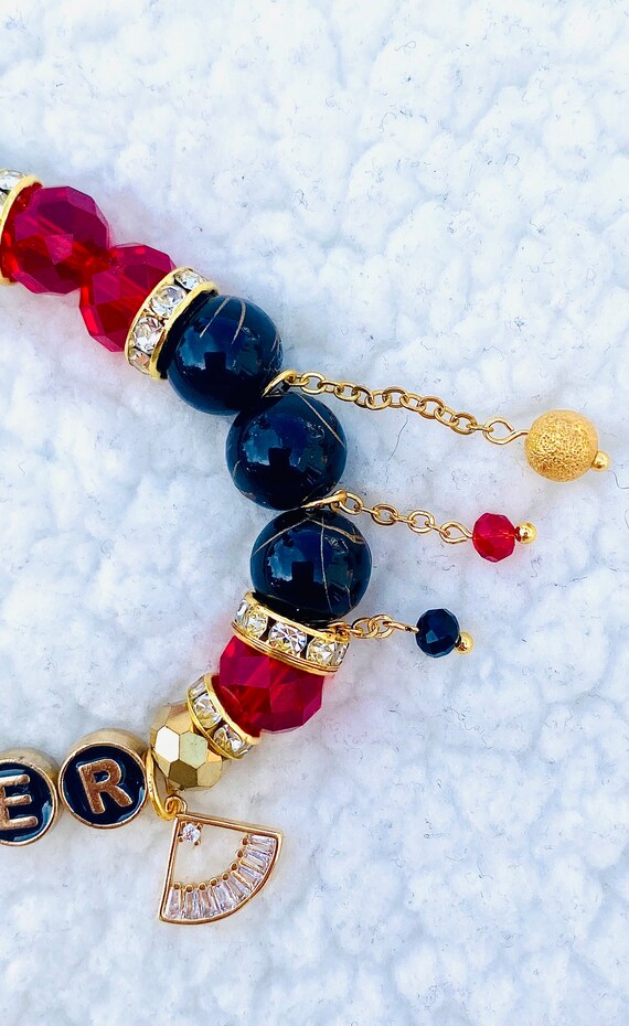 SEVENTEEN Super Embellished Glass Beaded Bracelet - Etsy Canada