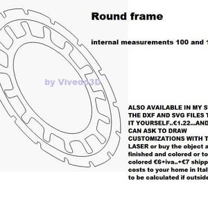 Può includere: Un telaio rotondo in bianco e nero con misure interne di 100 e 150 mm. Il telaio ha un design unico con forme ritagliate sul bordo esterno. Il testo "Round frame" è in alto.