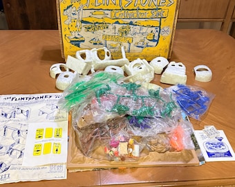 Vintage 1991 The Flintstones Collector Set “Ruby Edition” • Louis Marx Toys w/ Box & Accessories
