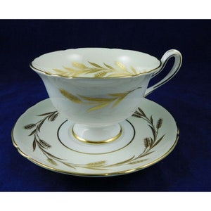 Shelley Golden Harvest 13685, Gainsborough Shape  Tea Cup & Saucer