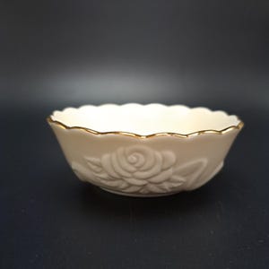 Lenox Rosebud Collection All Purpose Bowl Gold Trim Floral Decorative