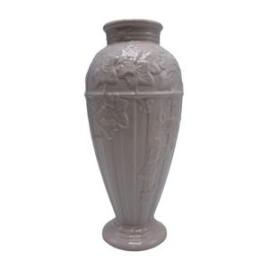Wedgwood 1996 Classic Garden White Vase with Grapes & Leaves 7 1/2&quot;