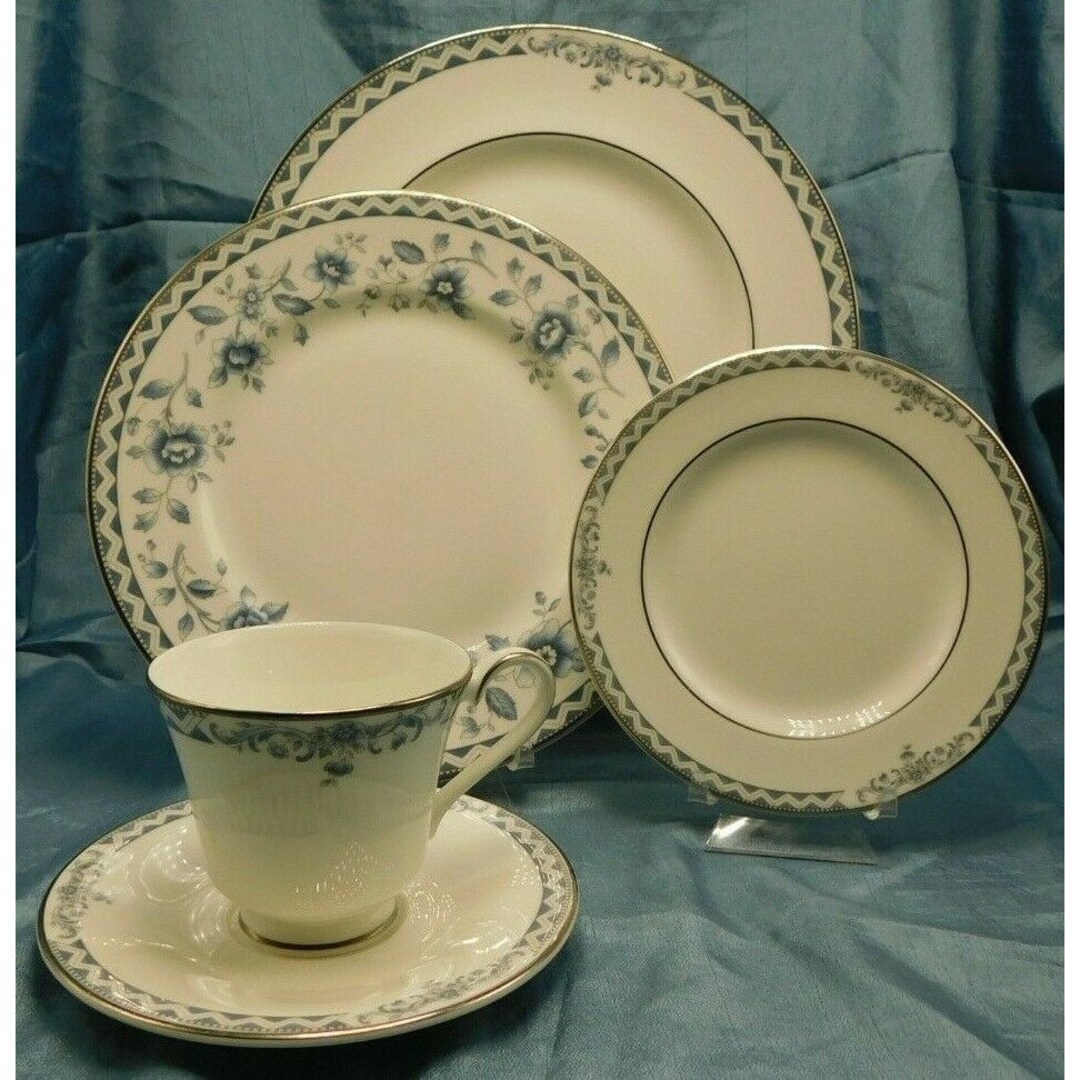 ROYAL DOULTON Josephine Platinum 5 Piece Place Setting Etsy