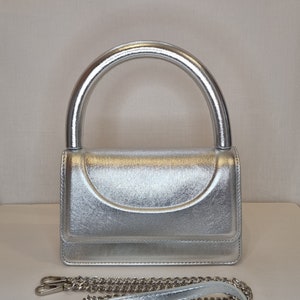 Silber Metallic Strukturierte Kunstleder Chunky Top Griff verzierte Abendtasche