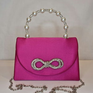 Abend-Clutch in Fuchsia, Pink, Satin, Perlen, Kristall, Diamantschleife, handverzierter Henkel Bild 1