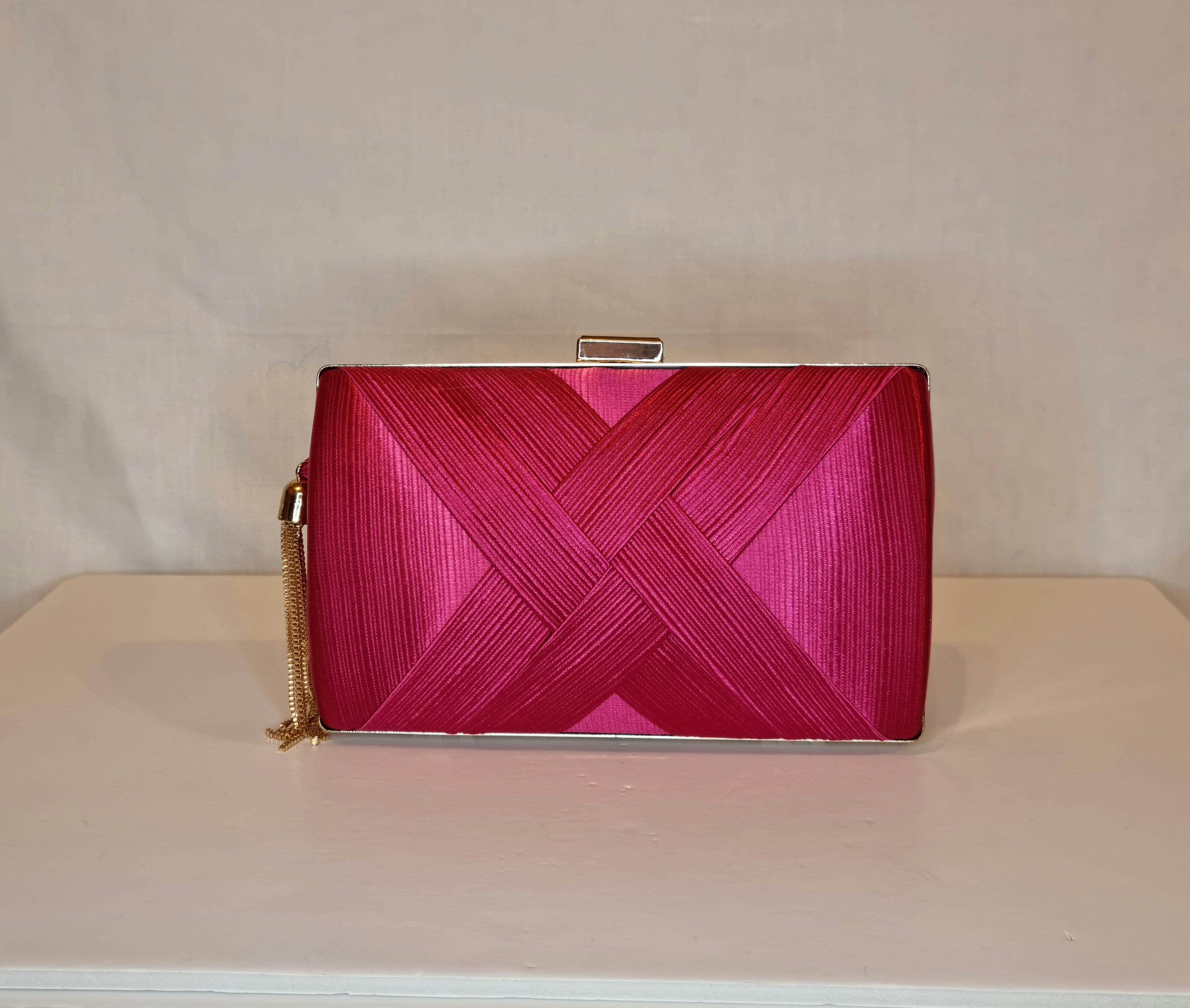 Fuchsia pink clutch bag deals