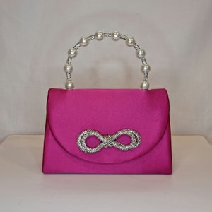 Abend-Clutch in Fuchsia, Pink, Satin, Perlen, Kristall, Diamantschleife, handverzierter Henkel Bild 2