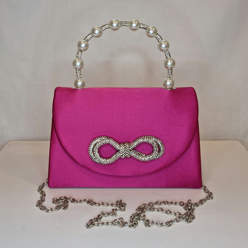 Abend-Clutch in Fuchsia, Pink, Satin, Perlen, Kristall, Diamantschleife, handverzierter Henkel Bild 1