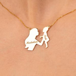 母と子のネックレス、金メッキの母と子の名前のネックレス、お母さんへのパーソナライズされたギフト、カスタムネームジュエリー、バレンタインデーギフト