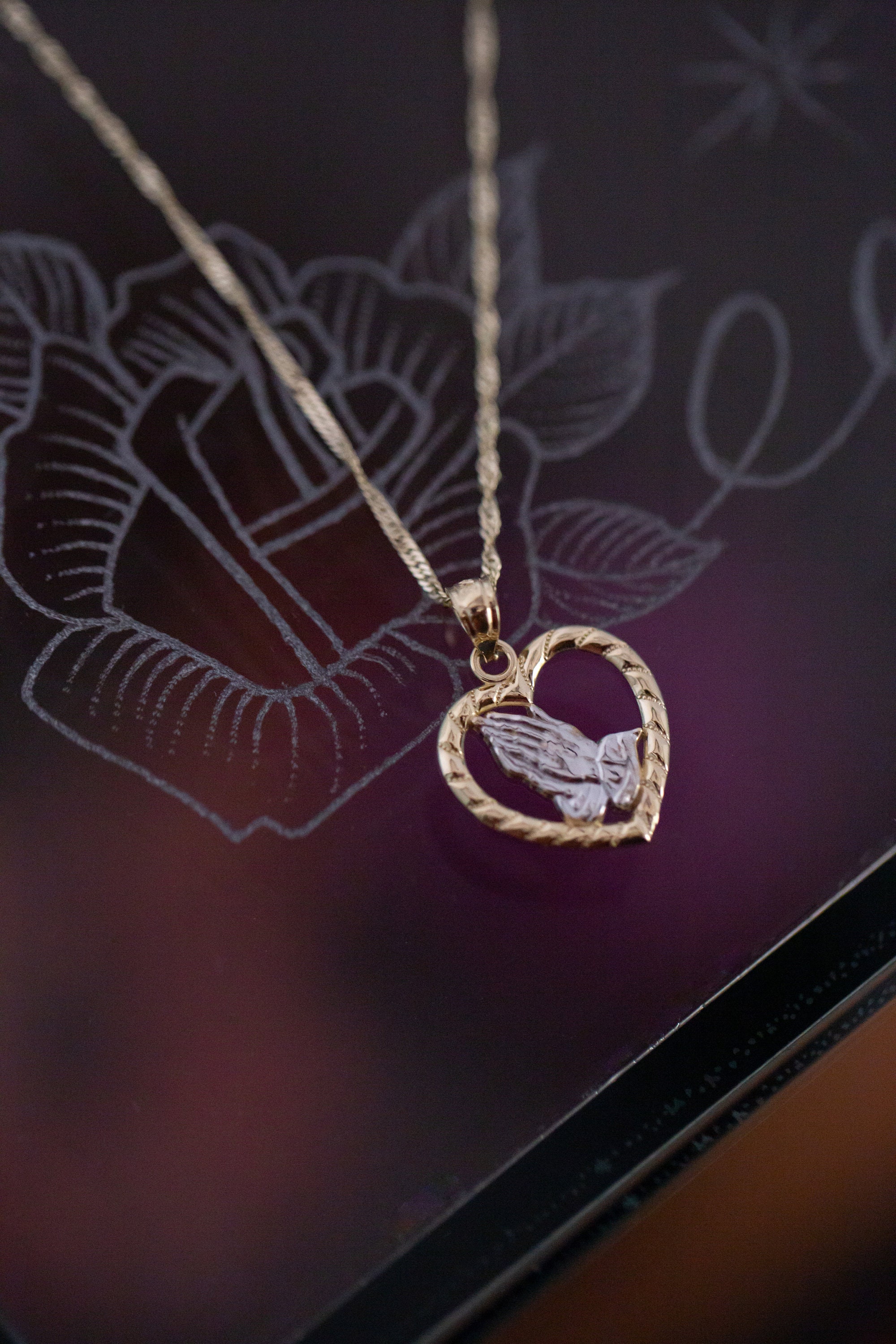 PVLA 14k Gold 2tone Praising Hands Heart Pendant White Gold Yellow