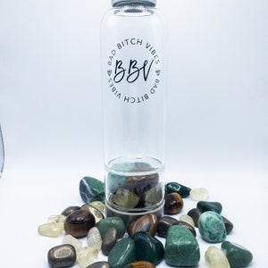 Crystal Infused Water Bottle, Feelin Rich AF Crystal Water Bottle, Healing Crystal Water Bottle, 16oz Water Bottle, Gemstone Bottle