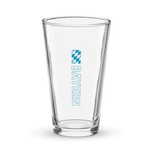 Bayern Flag Shaker Pint Glass, Bavaria, Germany, Deutschland, Vertical Bavarian Flag with Blue Outline Text Design