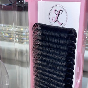 Lynn’s Lash Lab Velvet Volume lash extension trays; Lash supplies; Eyelash trays; Velvet volume ; Eyelash extension trays 13mm-25mm