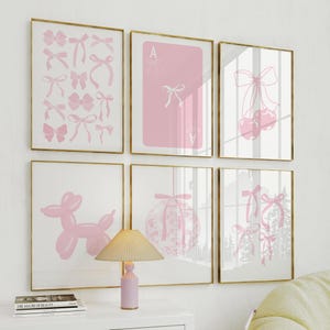 Juego de 6 láminas de arte de pared con lazos rosas de moda, decoración de pared preppy, decoración de apartamentos universitarios, póster de tarjeta con lazos Ace para habitación femenina.