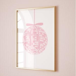 Impresión de lazo de bola de discoteca rosa, arte de pared elegante, decoración coqueta, lindo póster de dopamina con bola de espejo, decoración de apartamento universitario, estética de habitación femenina