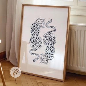 Navy Cheetah Print, Trendy Navy Blue Wall Art, Cheetah Poster, Apartment Decor, Preppy Room Decor, College Dorm Decor, Printable Digital Art