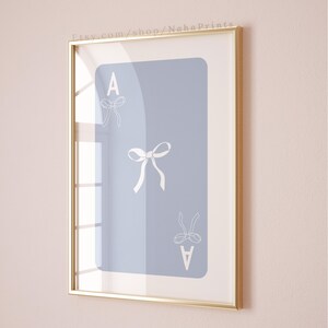pôster de coquete de carta de baralho ás de arcos, impressão de arcos azuis, arte de parede elegante, cowgirl costeira, decoração de apartamento universitário, estética de quarto feminino