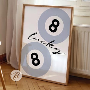 Lucky 8 Ball Poster, hellblaue Retro Ästhetik, trendige Wohnung Dekoration, Funky Y2K Vintage Pool Ball Wandkunst, druckbare digitale Kunst
