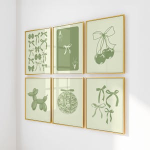 Set di 6 stampe con fiocchi verde salvia, decorazione da civetta, arte murale preppy, sindrome della ragazza fortunata con carta asso, decorazione per appartamento universitario, estetica per stanze da ragazza
