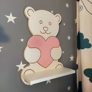 Wandregal Bär mit Herz – Handgemachte Kinderzimmer Deko, großes Regal fürs Babyzimmer