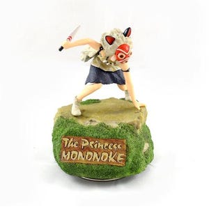 Oryginalna licencjonowana figurka Księżniczki Mononoke Music Box Studio Ghibli Miyazaki Totoro