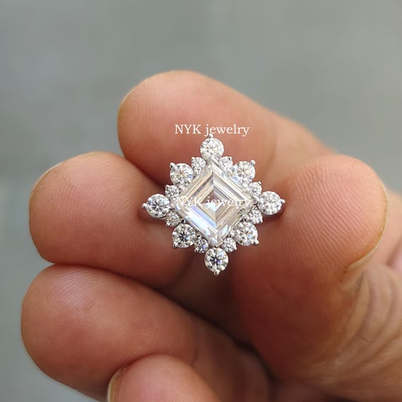 Anillo de compromiso de moissanita con corte Asscher/Anillo de