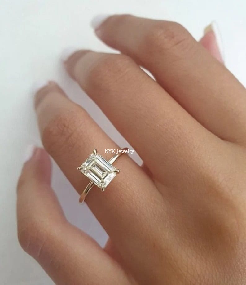 Emerald Cut Engagement Ring in Solid Gold 10k/14k/18k Gold Emerald Cut