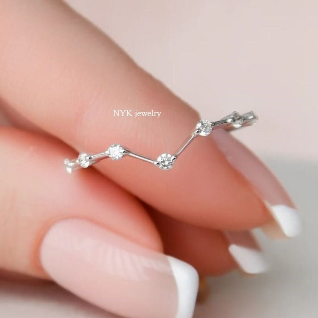 Diamond Chevron Ring, V Shape Ring, Everyday Stacking Diamond Ring