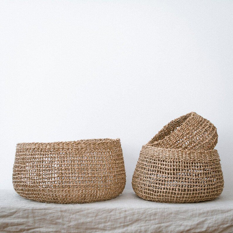Set aus drei Seegras Körben Bola in verschiedenen Größen