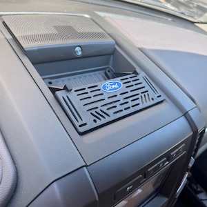 Sistema di montaggio centrale sul cruscotto Ford F-150 F-250 Expedition 2018–2022 – Installazione facile – Hardware incluso