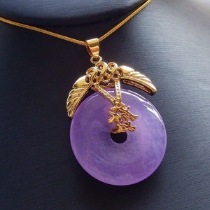 Genuine Yellow Gold Plate Lavender JADE FA Circle Donut Lucky Rich Word Pendant Necklace with Chain