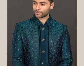 Wijnrode en turquoiseblauwe Indo-Western Sherwani Set voor Heren | Turquoise geborduurde Sherwani voor Heren | Indiase Trouwsherwani | Designer Indo-Western Outfit