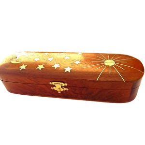 Handmade Sheesham Wood Pen Box: Personalized Celestial Design