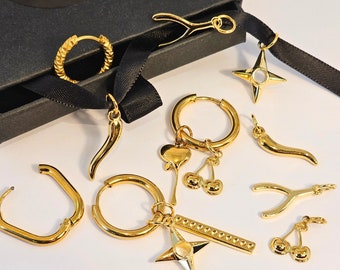 Boucles d'oreilles dorées, breloques, breloques assorties, bijoux personnalisés, mousqueton personnalisé, collier, cadeau pour maman