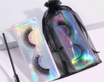 Volume eyelashes with spooly