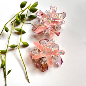 Pink shoe clips//starfish shoe clips//summer shoe clips//handmade shoe clip//fashion accessory