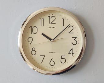 Vintage Seiko Octagon Wall Clock – Gold & Minimalist – Hollywood
