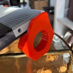 Teenage Engineering EP 133 stand