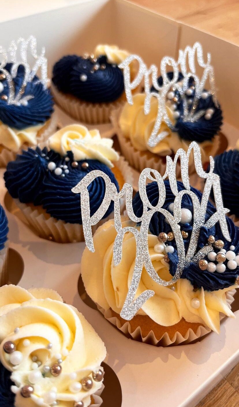 Paquete De 30 Adornos Para Cupcakes Con Purpurina Azul Oscuro Para 13
