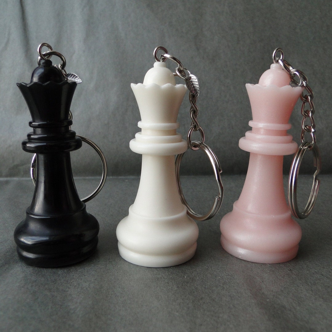 Chess Queen Keychain, Black and White, Chess Pendant, Lucky Charm Queen ...