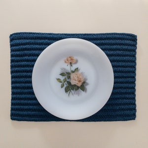 Tapete azul marinho retangular de crochê de filé PRONTO para ENVIAR para a ideia de presente de Natal e Ação de Graças, jogo americano azul marinho em 6 peças, serviço americano decorativo