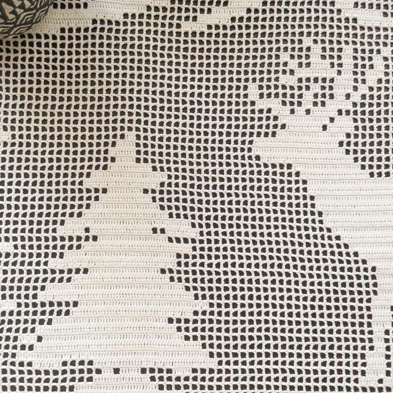 PDF Filet Crochet Tablecloth With Pine and Deer Pattern for Christmas ...