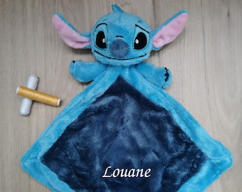 Disney Stitch-dekentje om te personaliseren met voornaam en/of sterrenbeeld