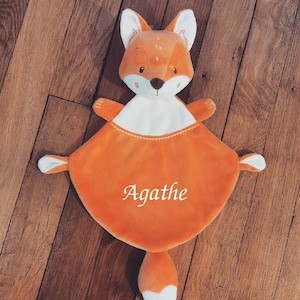 Fox comforter to personalize first name / astro sign