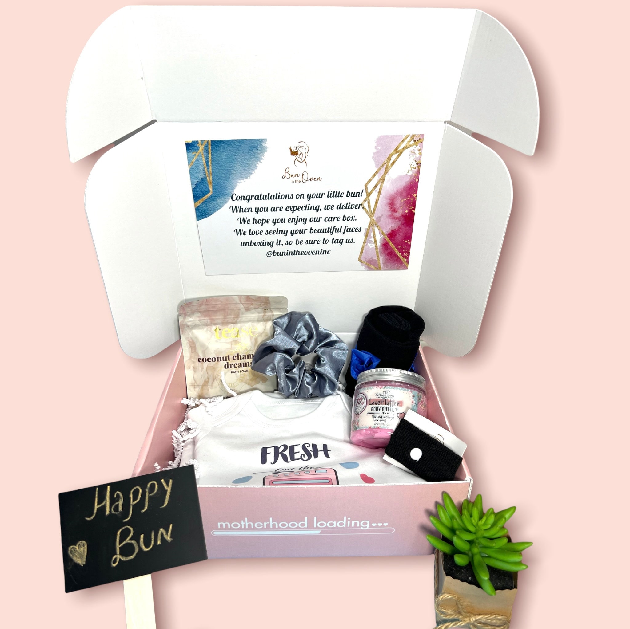 Momtobe Box, Pregnancy Gift Box, New Mom Gift, Baby Shower Gift, Expecting Mother Care Box