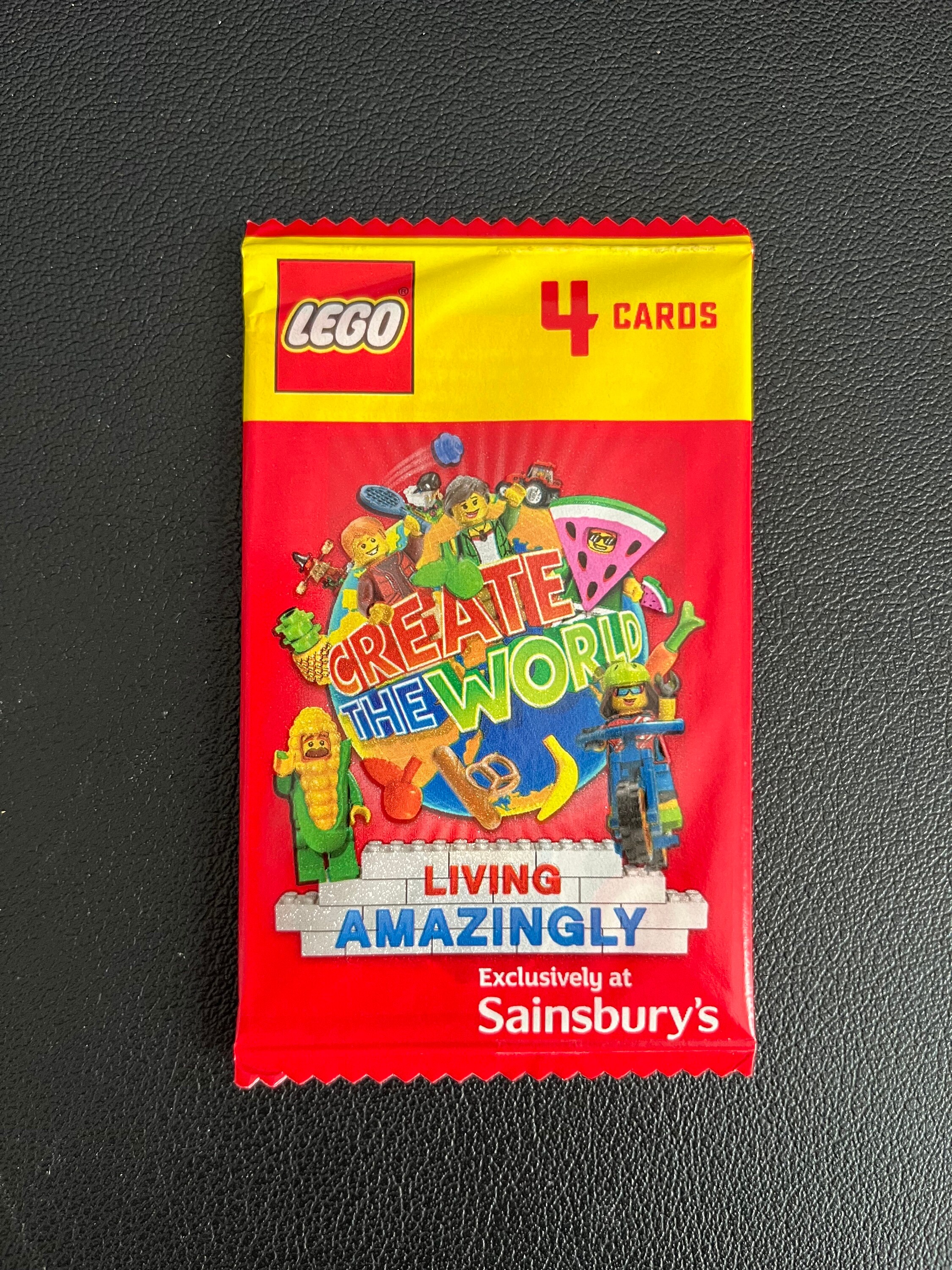 Lego Create the World Living Amazingly 4 Card Booster Pack