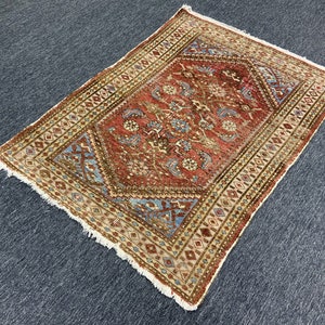 Antique Malayer Rug, 3&#39;6 x 4&#39;10 Feet , 4x6 Old  Rug, Washed Rug, Vintage Rug, Neutral Rug, 4x6 Area Rug, Distressed Rug, Caucasian Rug