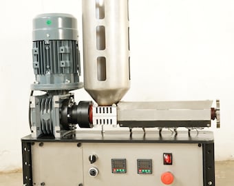 Plastic Extruder