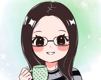 以下が含まれることがあります： 眼鏡をかけ、ストライプのシャツを着た、長い黒髪の女性の漫画イラスト。彼女は白のドットがついた緑のマグカップを持っています。
