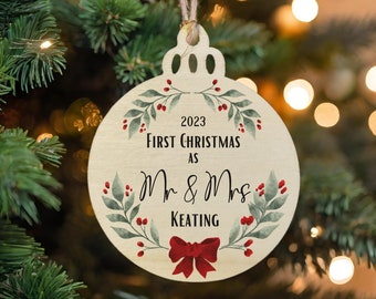 First Christmas Married Ornament, Wedding Bauble, First Christmas Keepsake, Wooden Christmas Ornament, Wedding Gift